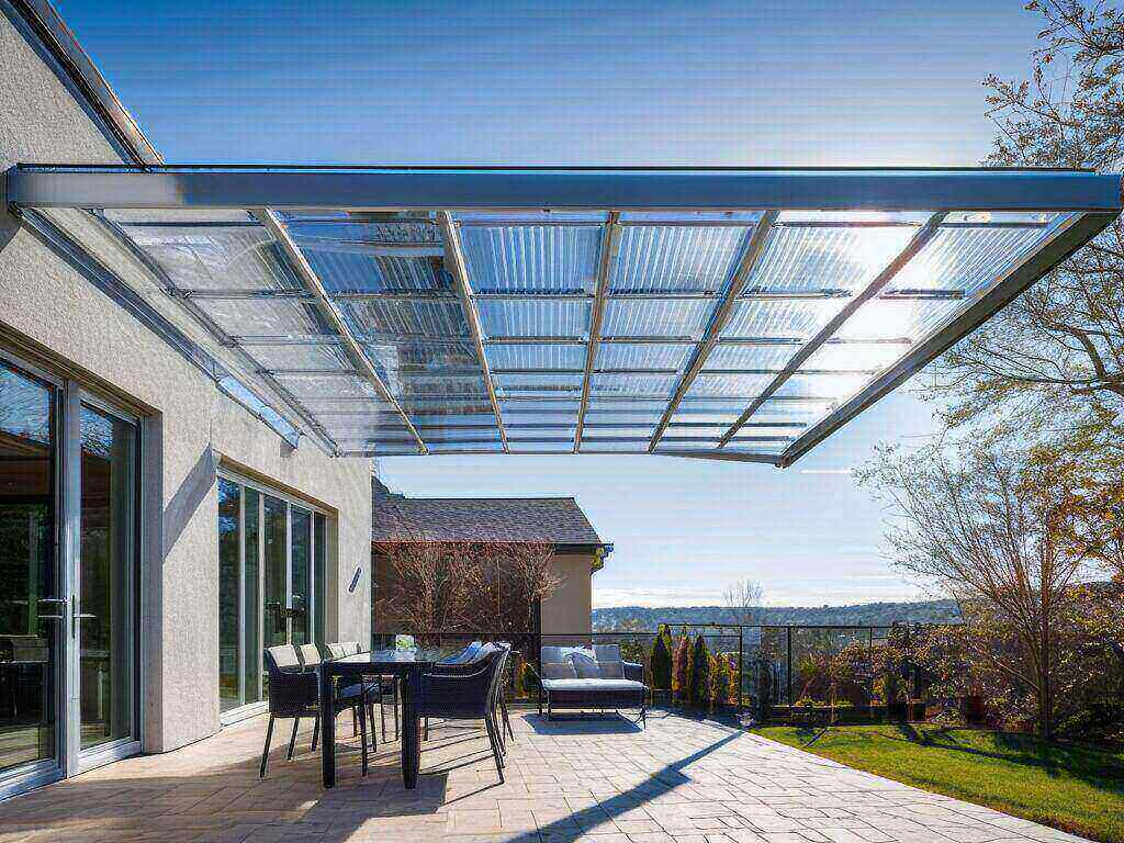 Advantages and Applications of Polycarbonate Canopies